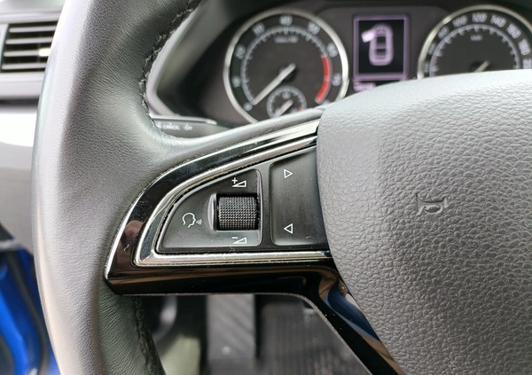 Skoda Superb cena 81200 przebieg: 148000, rok produkcji 2019 z Kraków małe 254